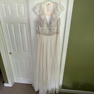Chic Nostalgia Wedding Dress